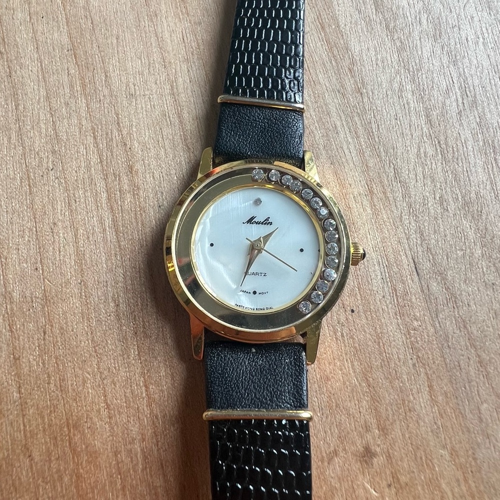 Moulin ladies sliding crystals black leather dress watch NEW BATTERY